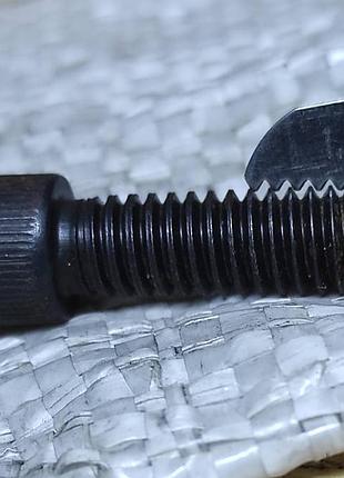 Болт 5/16" - 18 unc 8