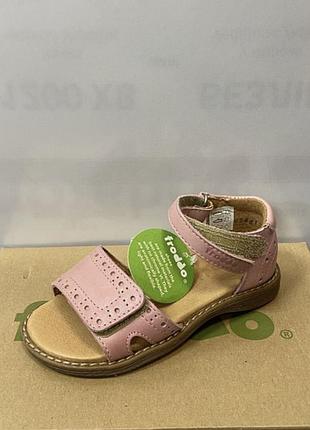 Froddo сандалии кожаные для девочки 25 размер