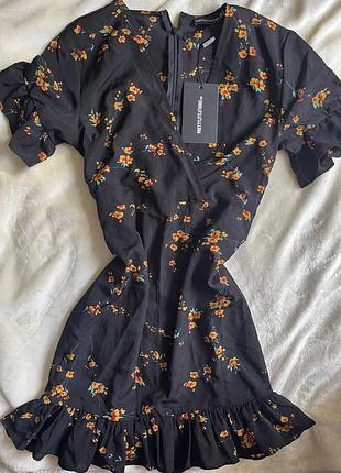 Літня, невагома, романтична сукня prettylittlething розміру xs (34)