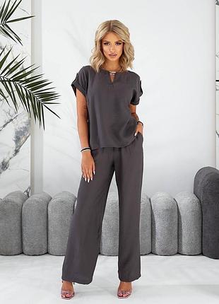 Лляний літній жіночий костюм на кожен день комплект футболка і широкі штани