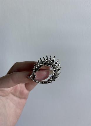 Металева брошка їжачок у кришталях