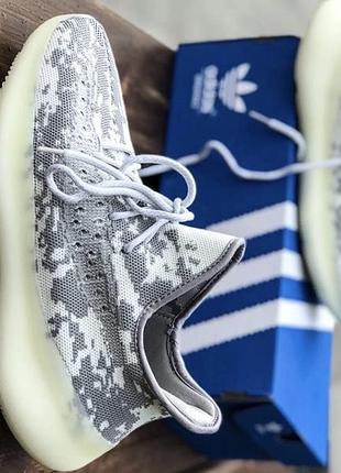 Кроссовки - boost 350