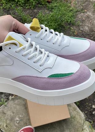 Шкіряні кросівки