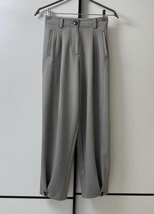 Штани жіночі