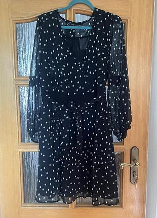 Плаття чорне з білим принтом