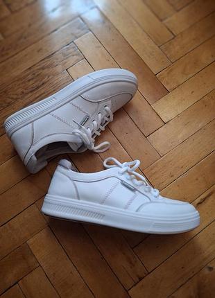Кеды белые lonza 23 см