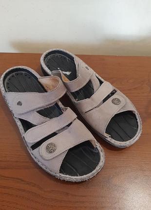 Кожаные сандалии, шлепки finn comfort