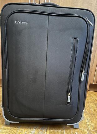 Чемодан итальянского бренда carpisa. почти новейший размер м