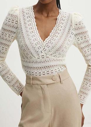 Блузка жіноча