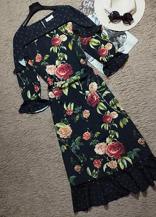 Красивое цветочное платье миди с рюшами/платье
