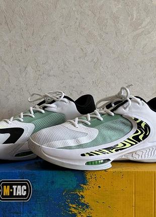 Баскетбольні кросівки nike zoom freak 4