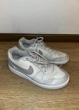 Шкіряні кросівки nike