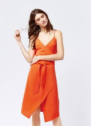 Сукня яскрава на запах warehouse