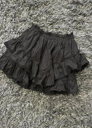 Стильна спідниця з рюшками