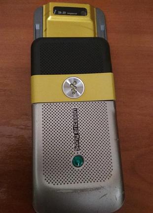 Корпус телефона sony ericsson w760i.новой, задняя крышка не шланяет свою старую!