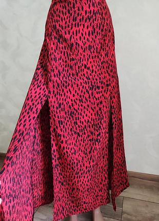 Легенька спідниця з розпорками