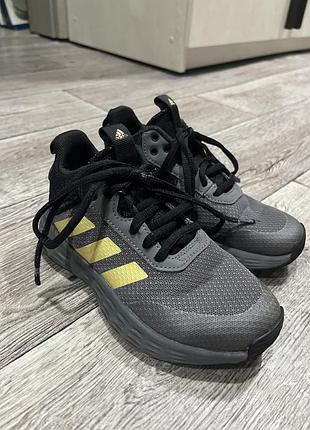 Кросівки для хлопчика adidas оригінальні