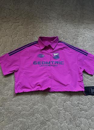 Дуже гарна,стильова рубашка