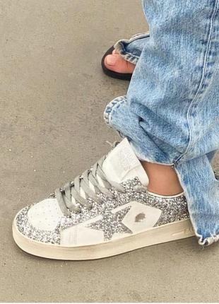 Golden goose superstar - стильні кеди, які підкорюють з першого кроку!