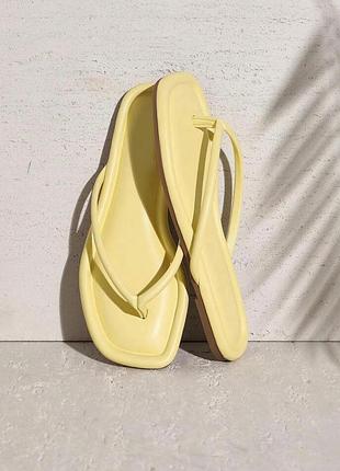 Шлепанцы босоножки жёлтые размер 39