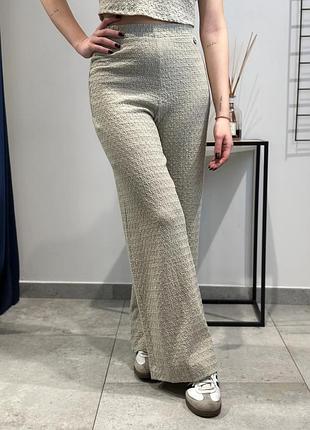 Жіночі штани