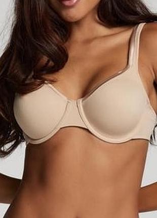 Комфортный, базовый двухслойный бюстгальтер satin fleece на косточках.