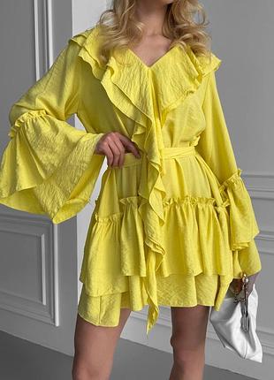 Жіноча літня ніжна коротка сукня міні з рюшами з воланами коричнева лимонна жовта
