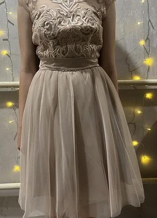 Вечернее платье