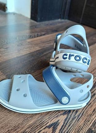 Crocs новые детские сандалии