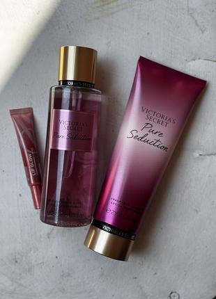 Подарунковий набір victoria secret pure seduction спрей+лосьйон + олія для губ