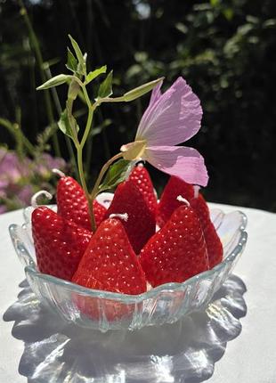 Свеча ароматная клубника xl