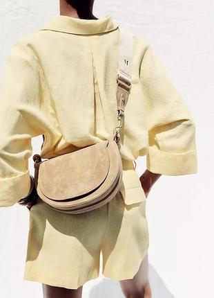 Кожаная сумка через плечо с двумя ручками