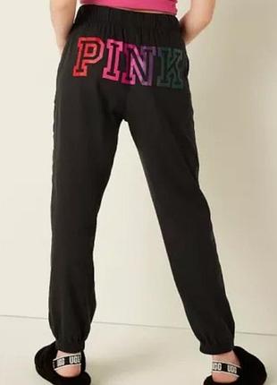 Штани від pink