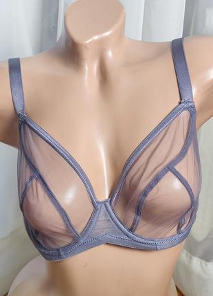 Бюстгальтер на пышные формы 32 f, 70 f
