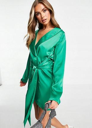 Атласное мини платье на запах