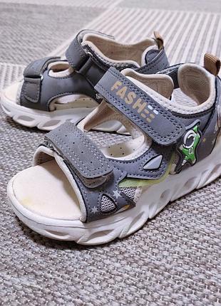 Сандалі 27 розмір, устілка 17 см