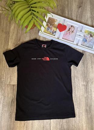 Фірмова футболка