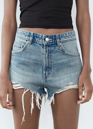 Шорты с высокой посадкой и подетростями zara