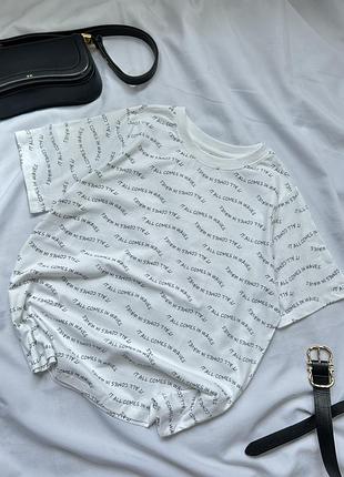 Базова футболка