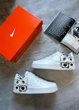 nike tint air force x comme des garçons supreme cdg ( принт очей ззаду)