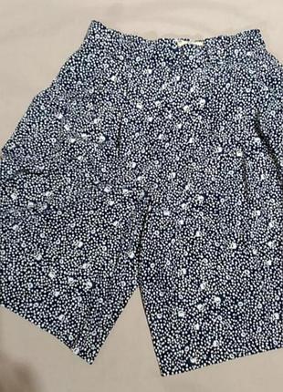 Шорты бермуды