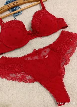 Набор белья размер м 75 в intimissimi ( бирочка срезана)