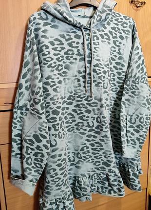 Брендовая отпадная итальянская туника с животным принтом
