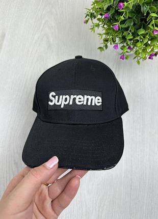 Кепка supreme