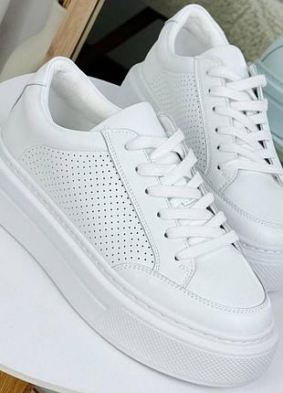 Кроссовки 🤍 натуральная кожа