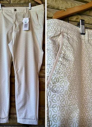 Ніжні літні брюки у фісташковий квітковий принт з еко бавовни
