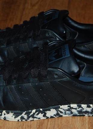 Кожаные кроссовки 41 р adidas superstar