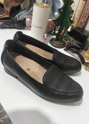 Фірмові жіночі туфлі clarks