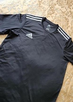 Футболка чоловіча adidas