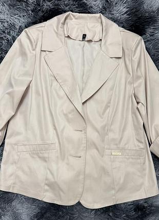 Світлий піджак 😍